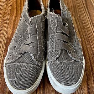 Gray Pop Brand Slip On Shoes Size 9.5 DISCOUNTED SHIPPING